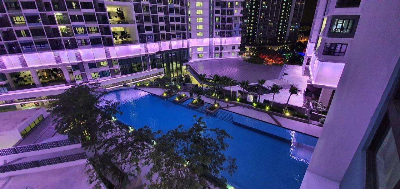 Q Suite At I-City Shah Alam Room photo